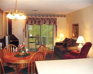 Hiawatha Manor At Lake Tansi Village 外观 照片